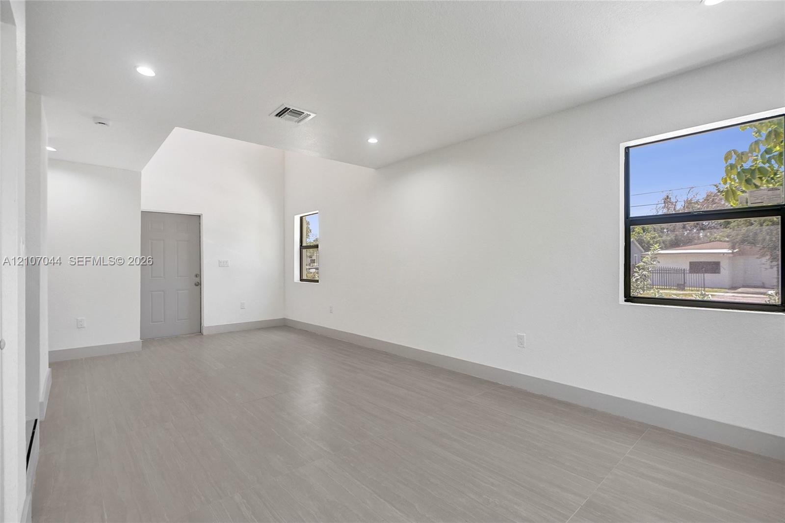 Residential Lease in Miami 4