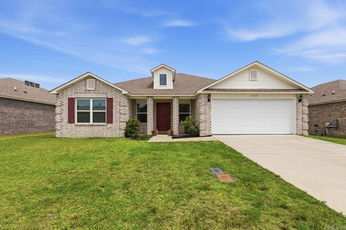 1110 Rockwell Dr, Conway, AR, 72032-8631 | Card Image
