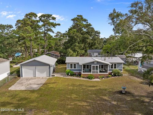 530 Lockwood Folly Rd Se, Bolivia, NC, 28422-7832 | Card Image