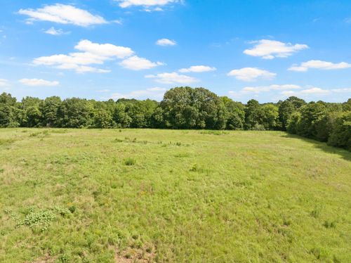 6670 Farm Road 1402, Mount Pleasant, TX, 75455-8418 | Card Image