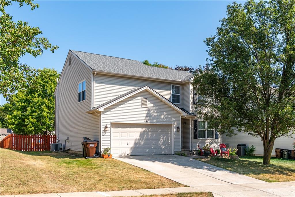 Thompson Dr, Fairborn, OH 45324