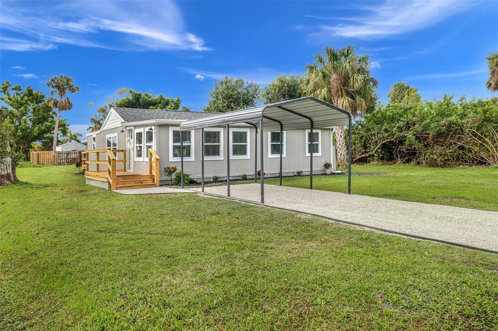 Burland St, Punta Gorda, FL 33950