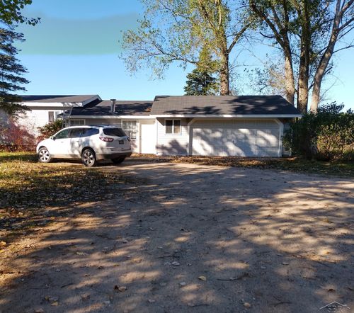 8732 Finnegan Rd, Johannesburg, MI, 49751-9702 | Card Image