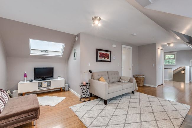 4 - 2535 W 6 Th Avenue, Townhouse with 3 bedrooms, 2 bathrooms and 2 parking in Vancouver BC | Image 19