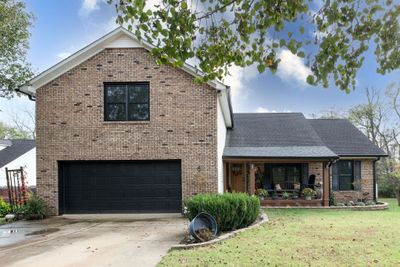 Welcome home 2745 Mollys Ct | Image 1