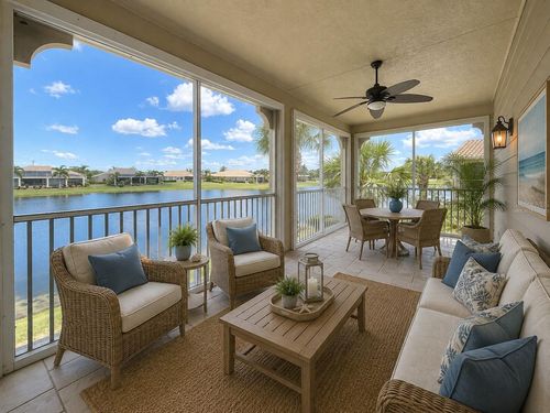 35-1338 Emerald Dunes Dr, SUN CITY CENTER, FL, 33573-4426 | Card Image