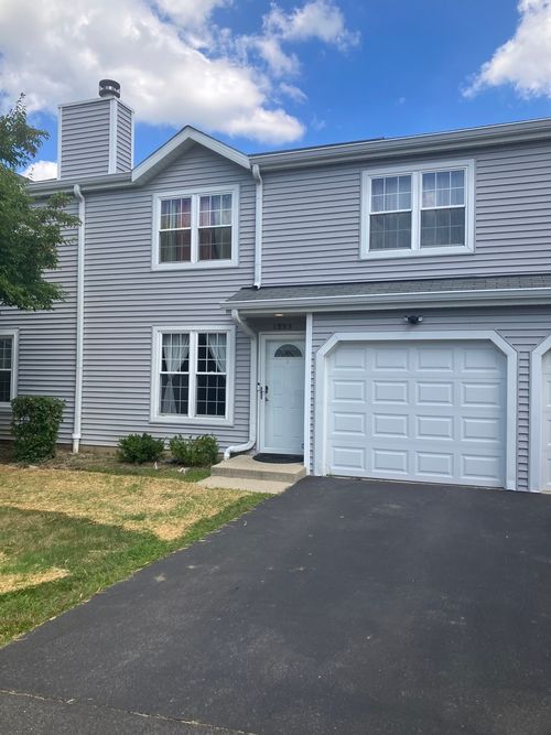 1993 Westview Ln, Round Lake Beach, IL, 60073-3740 | Card Image