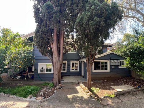 1129 Magnolia Ave, Redding, CA, 96001-1527 | Card Image