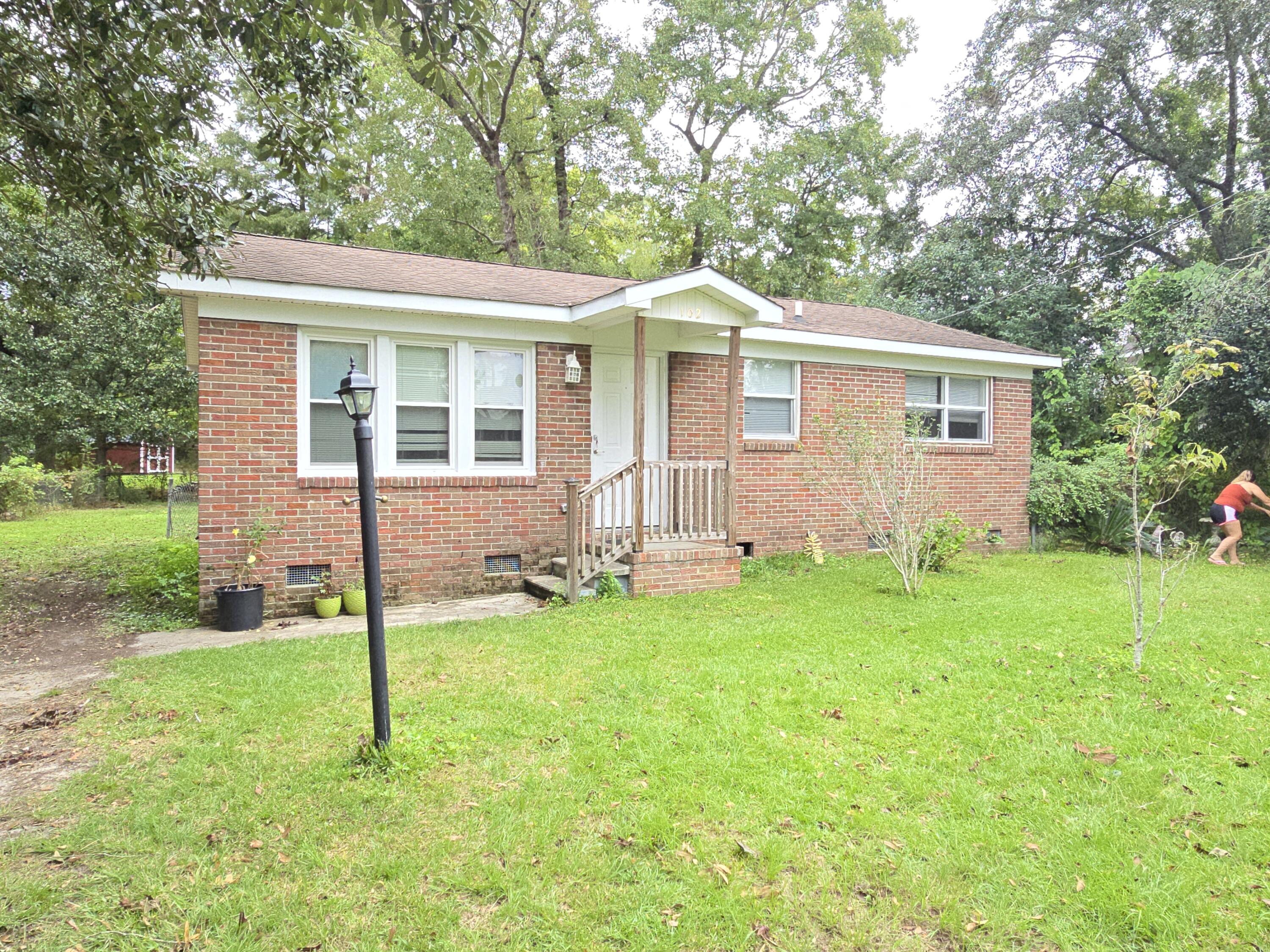 Hastie Dr, Goose Creek, SC 29445