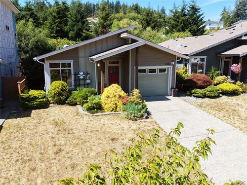 6354 Willowpark Way, Sooke, BC, V9Z1L9 | Card Image