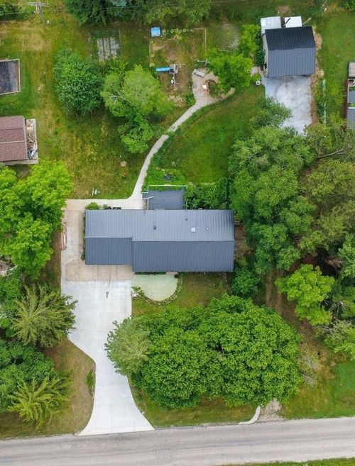 N1544 Poeppel Rd, Fort Atkinson, WI, 53538-9339 | Card Image