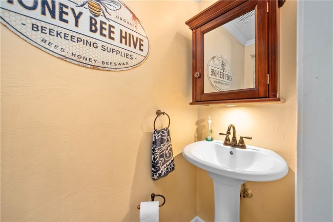 Main Floor Half Bath | Image 13