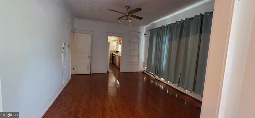 Residential in PLEASANTVILLE 4
