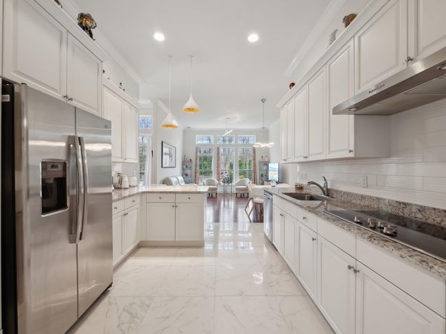5 Hamlet Woods Dr, House other with 3 bedrooms, 3 bathrooms and null parking in Saint James NY | Image 7