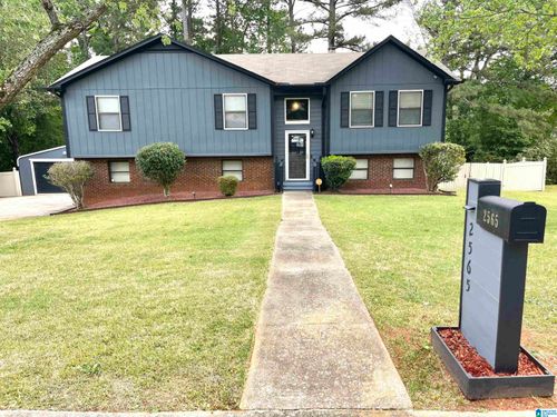 2565 Redwood Ln, PINSON, AL, 35126-3636 | Card Image