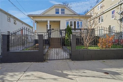 293 Webster Ave, Providence, RI, 02909-3833 | Card Image