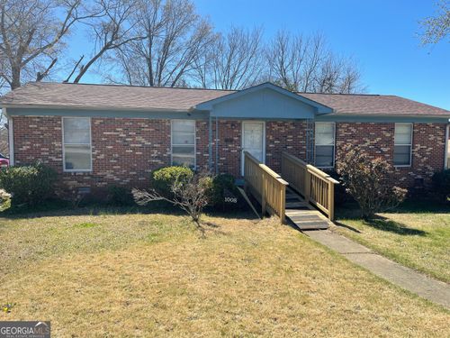 1008 E 12th St, West Point, GA, 31833-1745 | Card Image