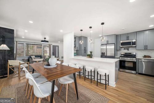 108 Burbank Dr Sw, Atlanta, GA, 30314-2521 | Card Image