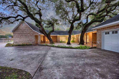 102 Creek Bend Ln, Columbus, TX, 78934-2055 | Card Image