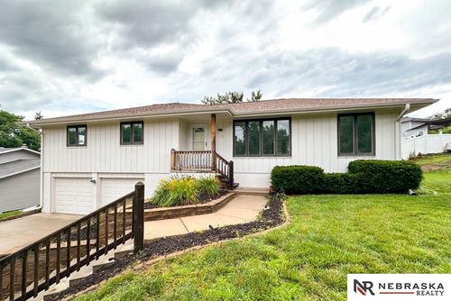 11516 Roanoke Blvd, Omaha, NE, 68164-2235 | Card Image