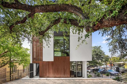 2208 Lake Austin Blvd, Austin, TX, 78703-4559 | Card Image