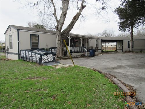 1650 Terminal Loop Rd, McQueeney, TX, 78123-3343 | Card Image