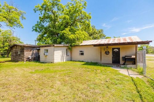 434 Highway 3363, Eastland, TX, 76448-5606 | Card Image