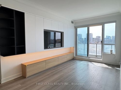 707-8 Water Walk Dr, Unionville, ON, L3R6L4 | Card Image