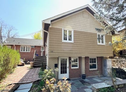 apt-2-132 Lincoln St, Boonton Twp, NJ, 07005-2176 | Card Image