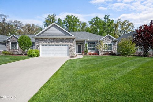 6730 Ridgewood Trl, Toledo, OH, 43617-1180 | Card Image