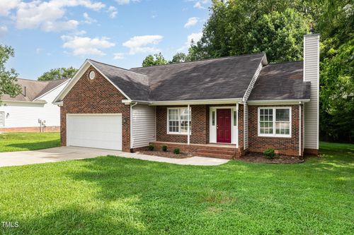 109 Briarwood Dr, Mebane, NC, 27302-7100 | Card Image