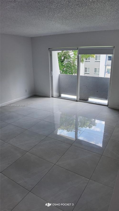 310-11120 Sw 196th St, Cutler Bay, FL, 33157-8309 | Card Image