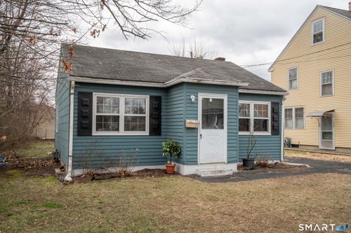 133 Sisson St, East Hartford, CT, 06118-1539 | Card Image