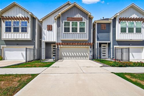 1070 Mansfield St, Houston, TX, 77091-4119 | Card Image