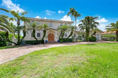 13035 Nevada St, Coral Gables, FL, 33156-6433 | Card Image