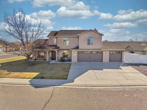 858 Delean Way, Fruita, CO, 81521-8732 | Card Image