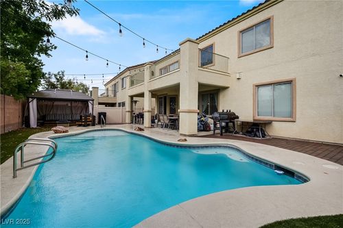 3921 Ravens Ct, North Las Vegas, NV, 89032-1428 | Card Image