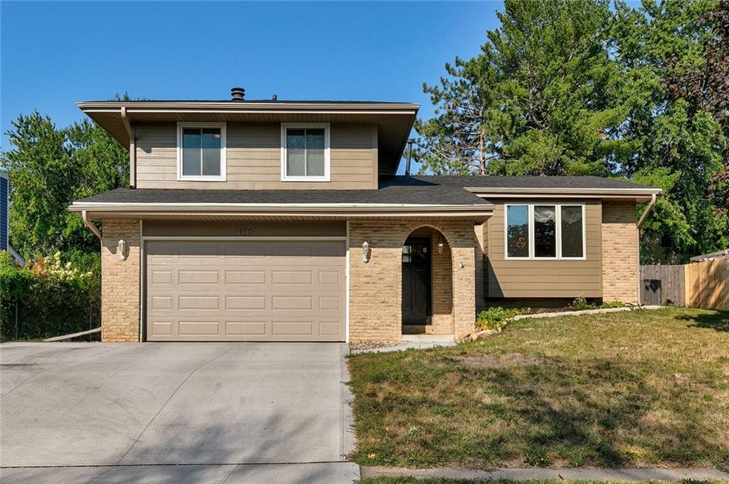 Parkview Dr, Urbandale, IA 50322