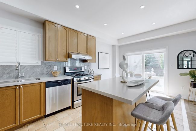 29 Wilcliff Crt, House other with 6 bedrooms, 4 bathrooms and 4 parking in Markham ON | Image 12