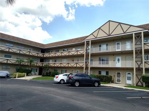 14-2464 Australia Way E, CLEARWATER, FL, 33763-3819 | Card Image