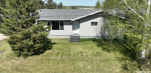 203 2 Ave N, Stenen, SK, S0A3X0 | Card Image