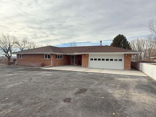 2443 W Main St, Riverton, WY, 82501-6006 | Card Image