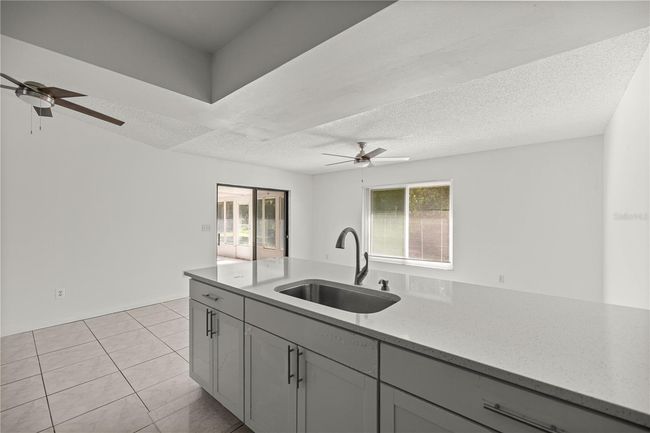 15121 Sw 35 Th Avenue Rd, House other with 2 bedrooms, 2 bathrooms and null parking in OCALA FL | Image 14