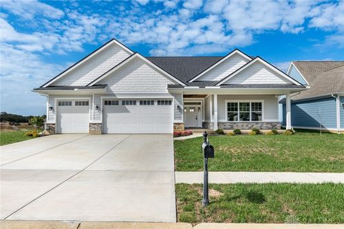 2102 High Wheel Dr, Xenia, OH, 45385 | Card Image