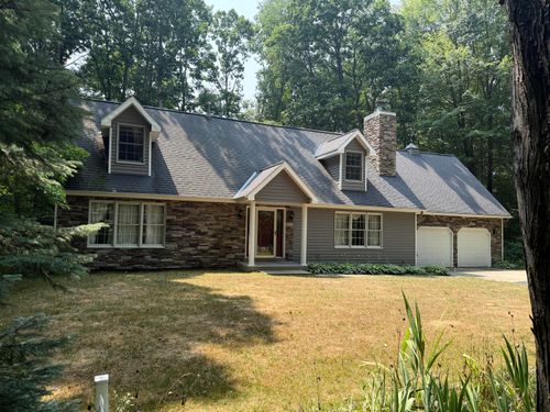 14704 Lori Ln, Spring Lake, MI, 49456-9554 | Card Image