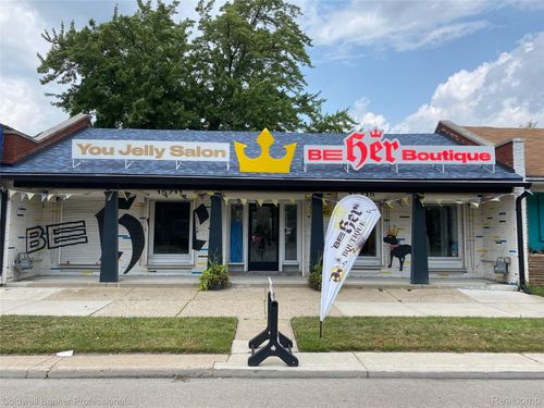 15711 E Warren Avenue, Detroit, MI, 48224 | Card Image