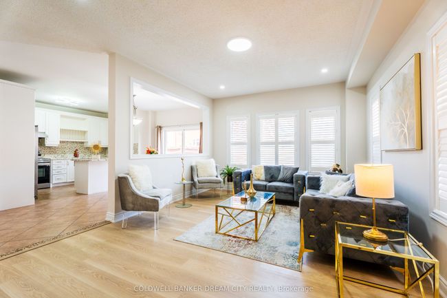 32 Charger Lane, House other with 8 bedrooms, 4 bathrooms and 2 parking in Brampton ON | Image 7