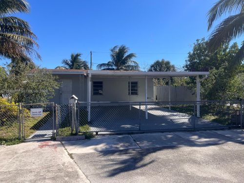 16531 Nw 18th Ct, Miami Gardens, FL, 33054-6623 | Card Image