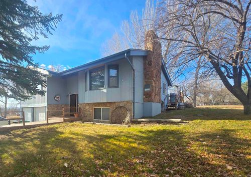 545 W Mountain View Dr, Riverton, WY, 82501-9305 | Card Image