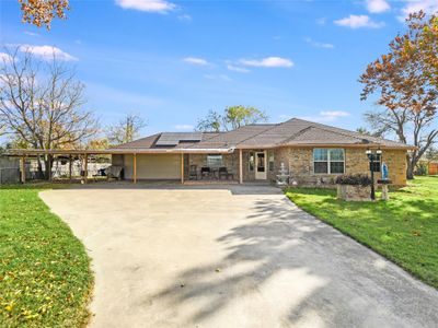 607 Rices Crossing Road, House other with 3 bedrooms, 2 bathrooms and 4 parking in Taylor TX | Image 3